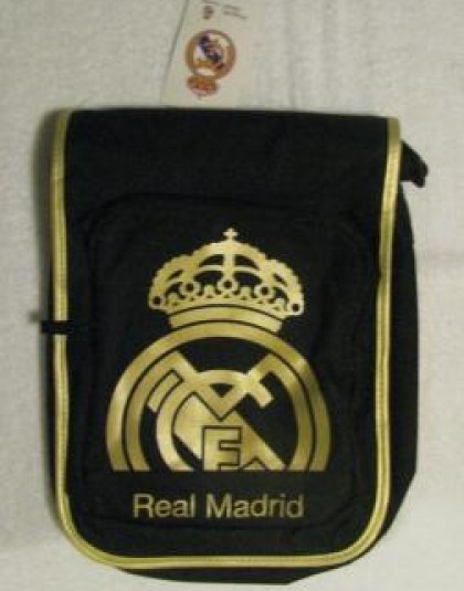 Real Madrid fekete szinü, arany címres válltáska