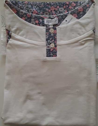 Rövid rövid női pamut pizsama (világos felső, virágmintás nadrág) (Méret: M, XL)